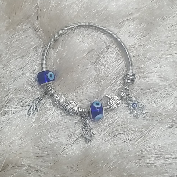 no brand Jewelry - 🎁 New Beautiful bracelet hamsa Palm Evil Eye